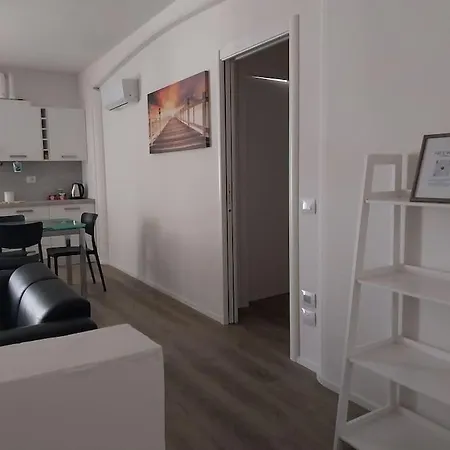 Piazzetta Franchi Apartment *